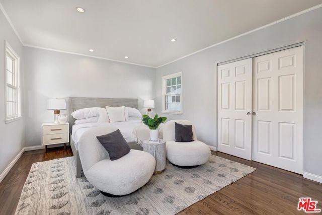 2037 Hillsboro Avenue, Los Angeles, CA 90034