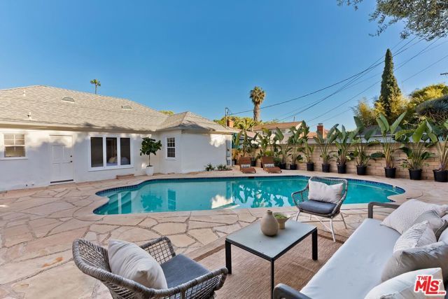 2037 Hillsboro Avenue, Los Angeles, CA 90034