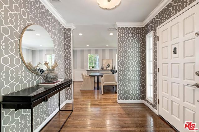 2037 Hillsboro Avenue, Los Angeles, CA 90034