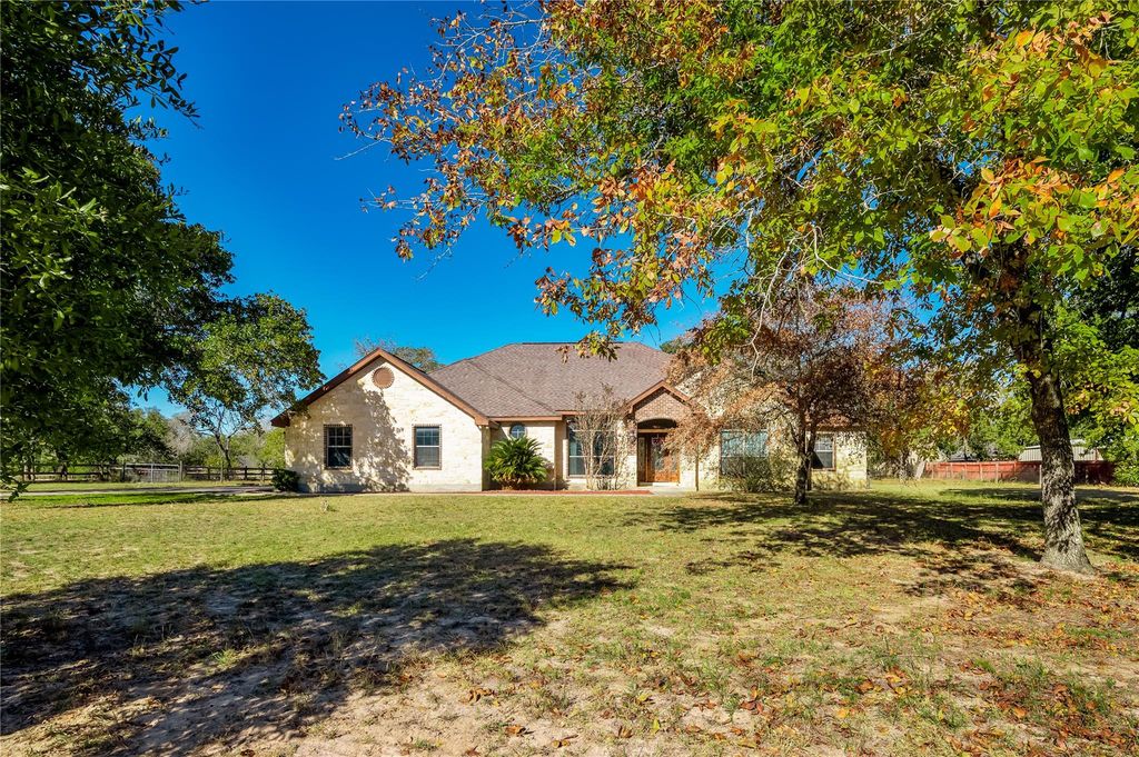 455 Rose Blossom LOOP, La Vernia, TX 78121
