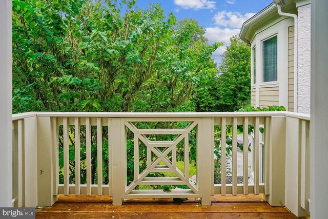 10420 RIVERWOOD DR, Potomac, MD 20854