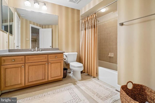 10420 RIVERWOOD DR, Potomac, MD 20854