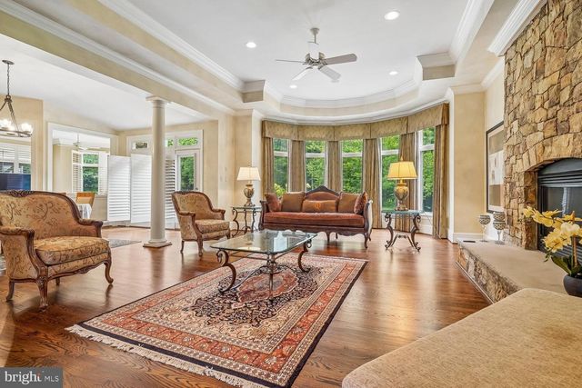 10420 RIVERWOOD DR, Potomac, MD 20854