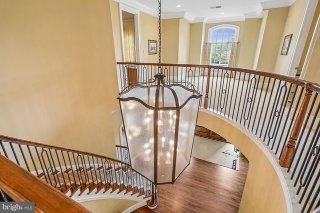 10420 RIVERWOOD DR, Potomac, MD 20854