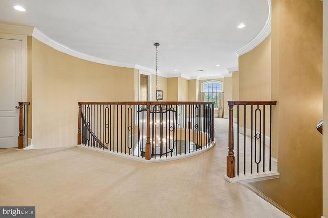 10420 RIVERWOOD DR, Potomac, MD 20854