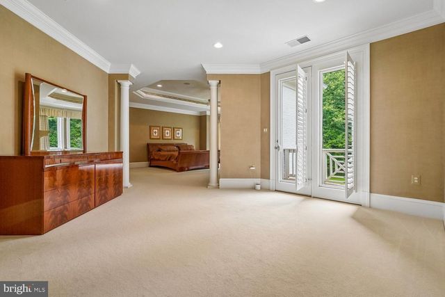 10420 RIVERWOOD DR, Potomac, MD 20854