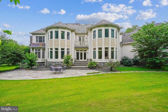 10420 RIVERWOOD DR, Potomac, MD 20854