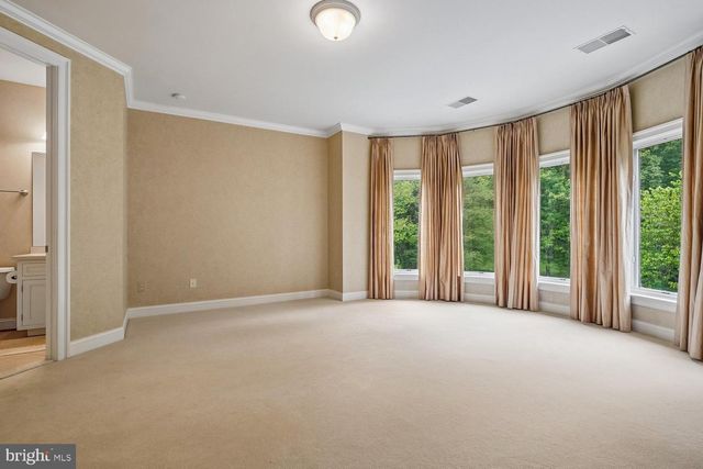 10420 RIVERWOOD DR, Potomac, MD 20854