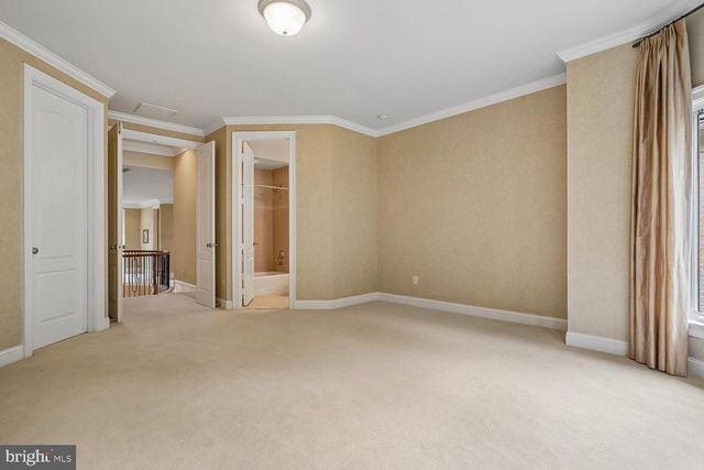 10420 RIVERWOOD DR, Potomac, MD 20854