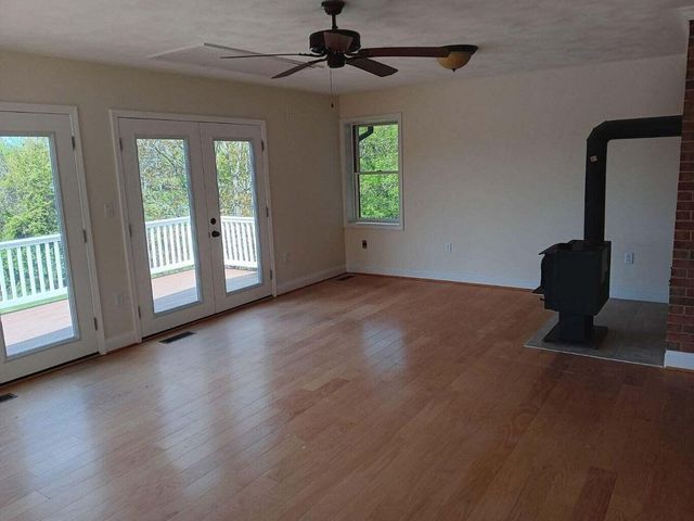 232 Jackson DR, Daleville, VA 24083