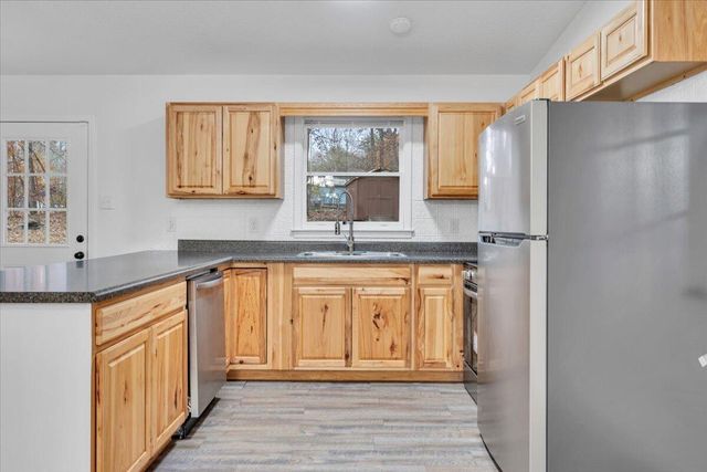 254 Pinewood LN, Bassett, VA 24055