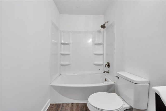 254 Pinewood LN, Bassett, VA 24055