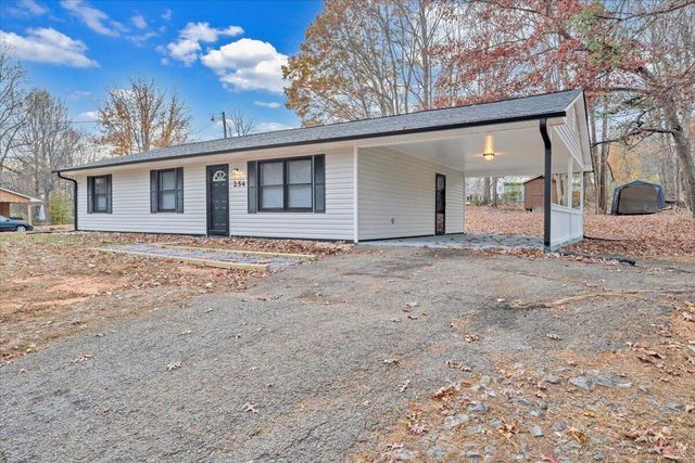 254 Pinewood LN, Bassett, VA 24055