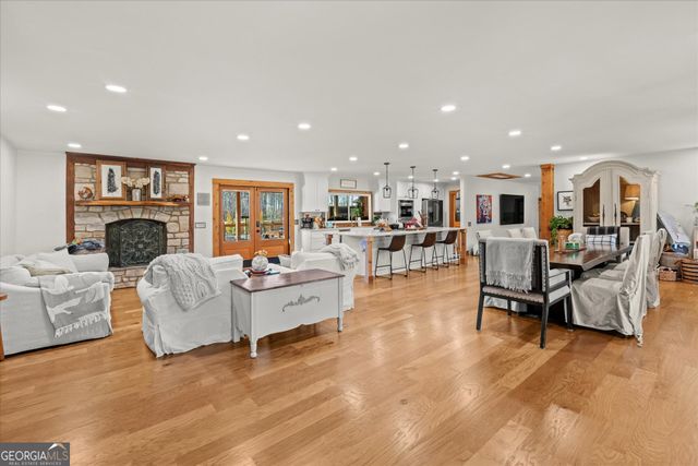109 Briarwood Drive, Carrollton, GA 30117