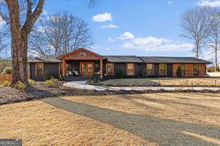 109 Briarwood Drive, Carrollton, GA 30117