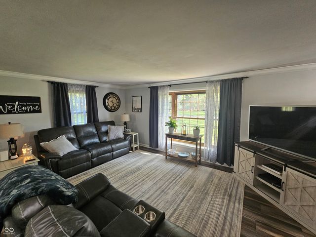 4616 Greenhill Way, Anderson, IN 46012