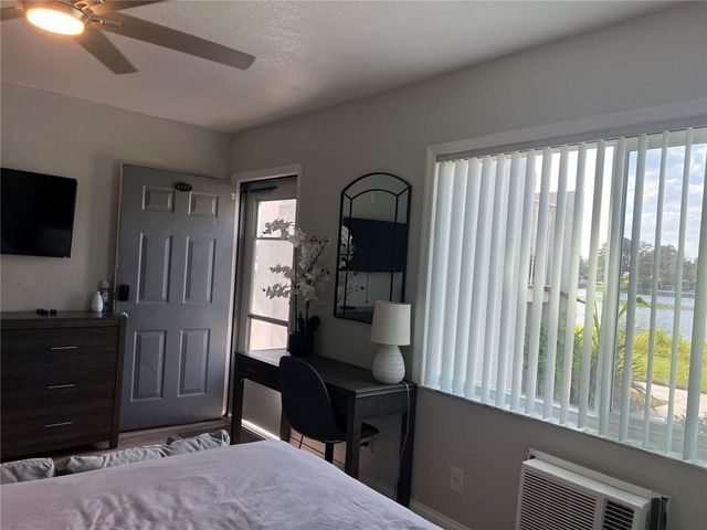 4141 DOLPHIN DRIVE 4141, Tampa, FL 33617