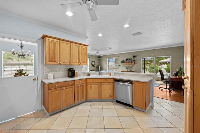 3217 W BAY AVENUE, Tampa, FL 33611