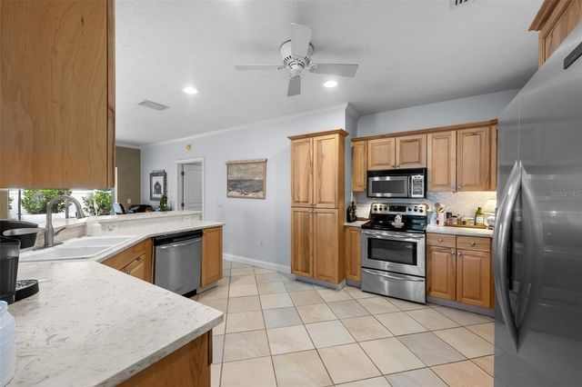 3217 W BAY AVENUE, Tampa, FL 33611