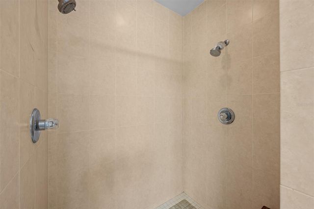 3217 W BAY AVENUE, Tampa, FL 33611