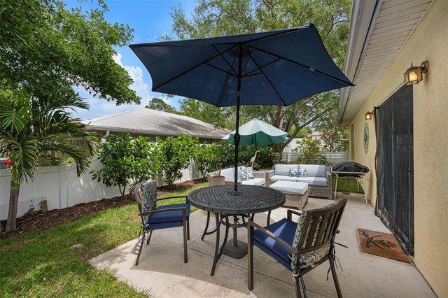 3217 W BAY AVENUE, Tampa, FL 33611