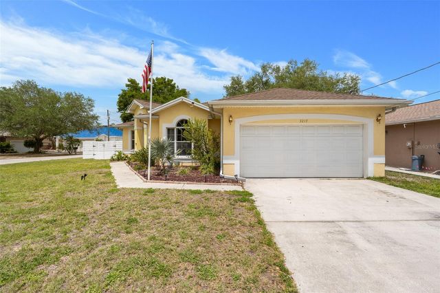 3217 W BAY AVENUE, Tampa, FL 33611