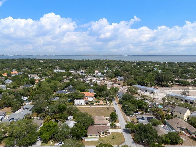 3217 W BAY AVENUE, Tampa, FL 33611