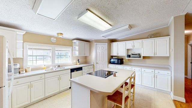 101 Covey Circle, Dothan, AL 36305