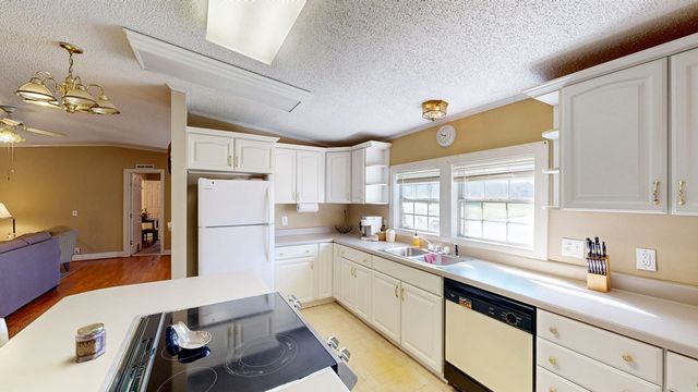 101 Covey Circle, Dothan, AL 36305