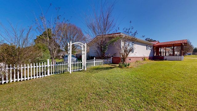 101 Covey Circle, Dothan, AL 36305