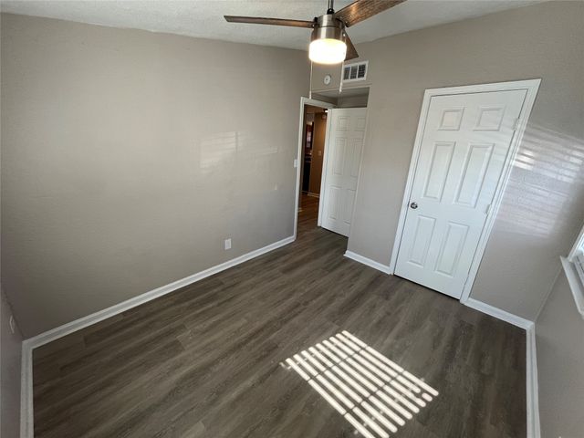 607 E Miller Road, Garland, TX 75041