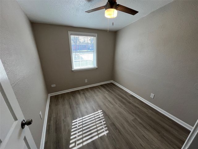 607 E Miller Road, Garland, TX 75041