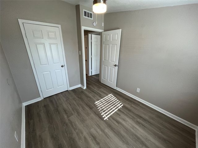 607 E Miller Road, Garland, TX 75041