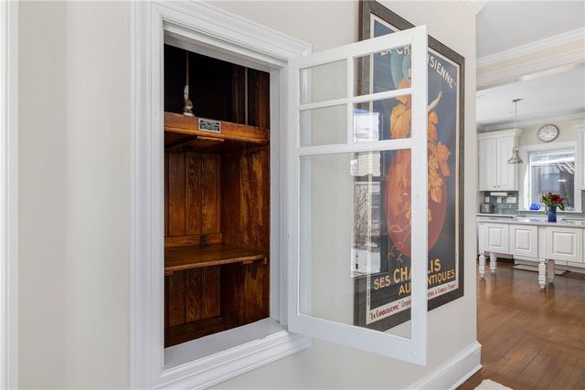 26 Narragansett Avenue, Newport, RI 02840