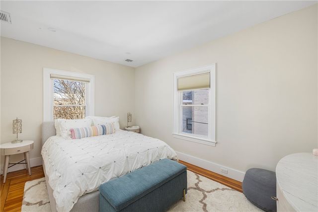 26 Narragansett Avenue, Newport, RI 02840