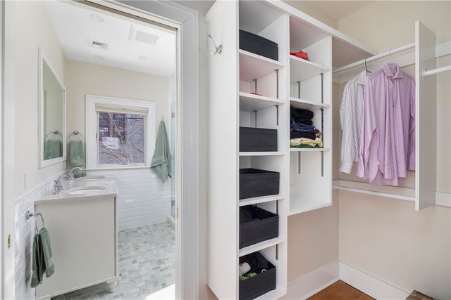 26 Narragansett Avenue, Newport, RI 02840