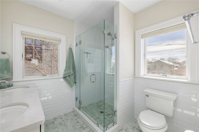 26 Narragansett Avenue, Newport, RI 02840