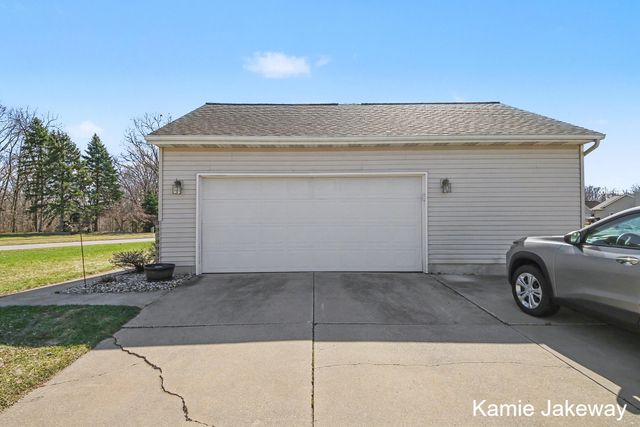 4041 Tallman Creek Drive NW, Grand Rapids, MI 49534