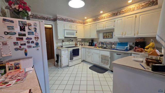 4201 WONDERLAND DR, Rapid City, SD 57702