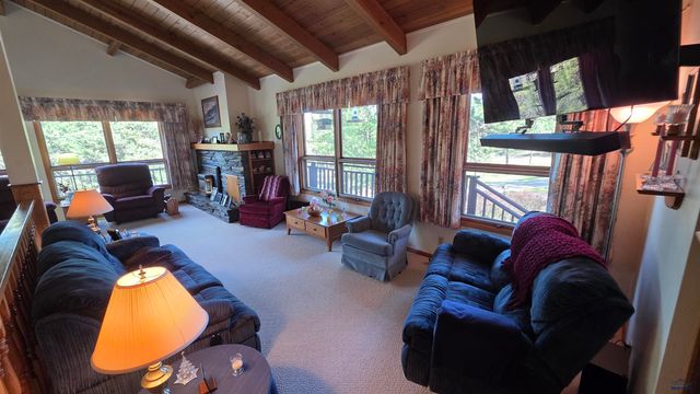 4201 WONDERLAND DR, Rapid City, SD 57702