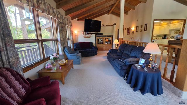 4201 WONDERLAND DR, Rapid City, SD 57702