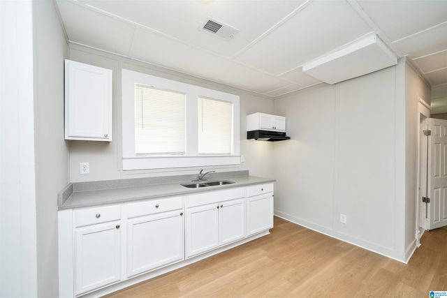 1622 FAIRFAX AVENUE, Bessemer, AL 35020