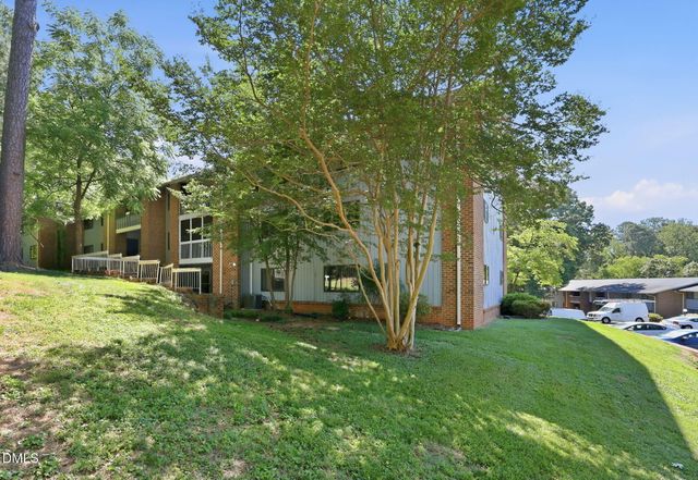 1008 Sandlin Place B, Raleigh, NC 27606
