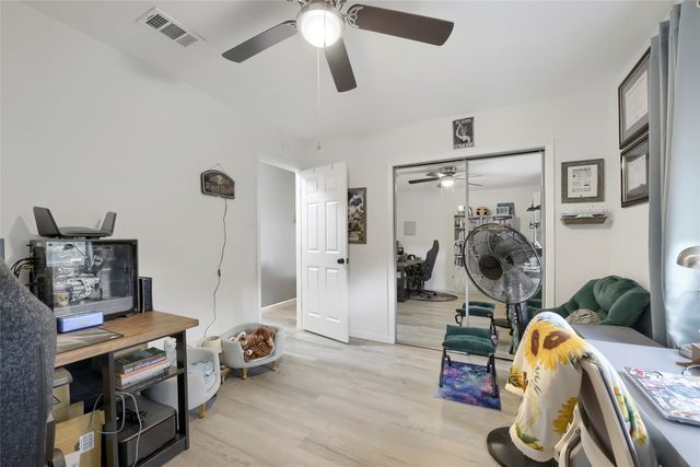 216 N Prairie View Road, Crowley, TX 76036