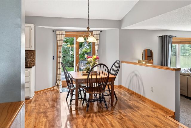 5817 Cardinal Ridge Trail SE, Prior Lake, MN 55372