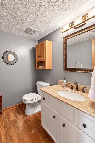 5817 Cardinal Ridge Trail SE, Prior Lake, MN 55372