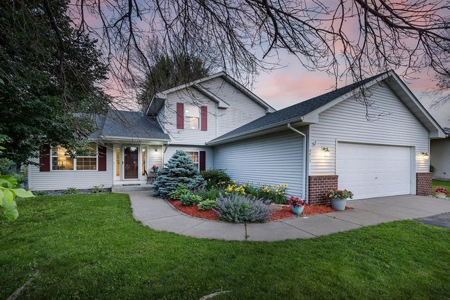 5817 Cardinal Ridge Trail SE, Prior Lake, MN 55372
