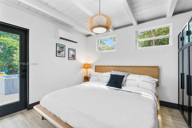 2860 SW 13th Court, Fort Lauderdale, FL 33312