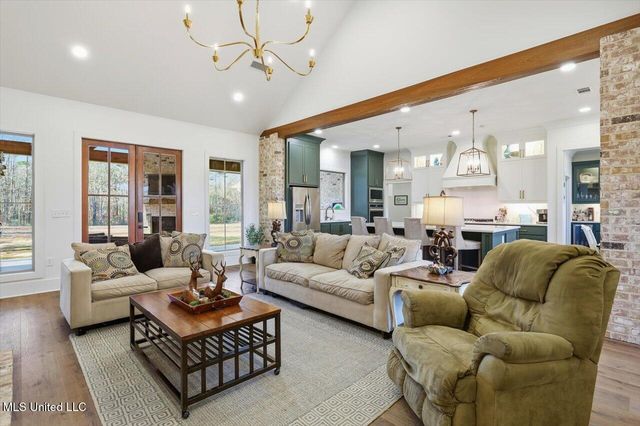 175 Woods Road, Madison, MS 39110