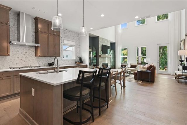 92 East Harbor Drive, Dawsonville, GA 30534